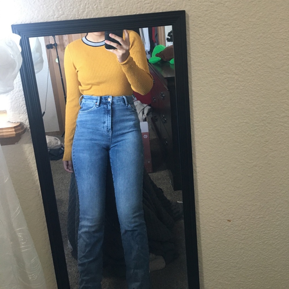 Size 6 slim high waisted blue jeans